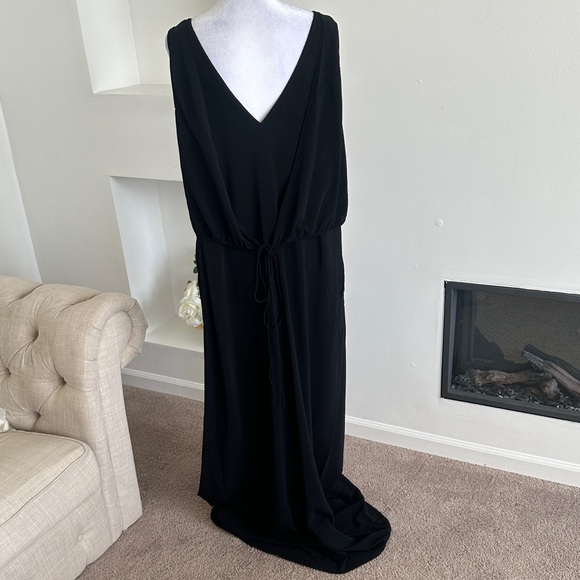 Vince Black Sleeveless Maxi Dress - Picture 2 of 5